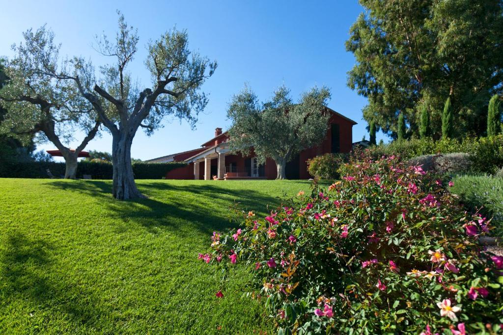 Locanda Rossa Capalbio Exteriör bild